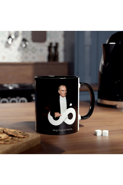 Atatürk İmzalı Özel Tasarım Porselen Kupa – Zarafet ve Anlam Bir Arada