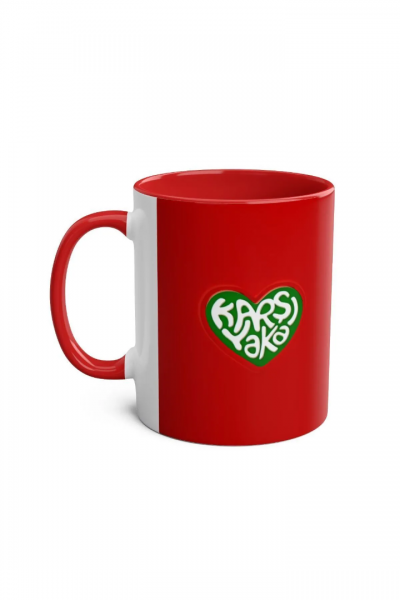 Karşıyaka Temalı Kırmızı Kupa – Yeşil Kalp Tasarımıyla Özel Baskı